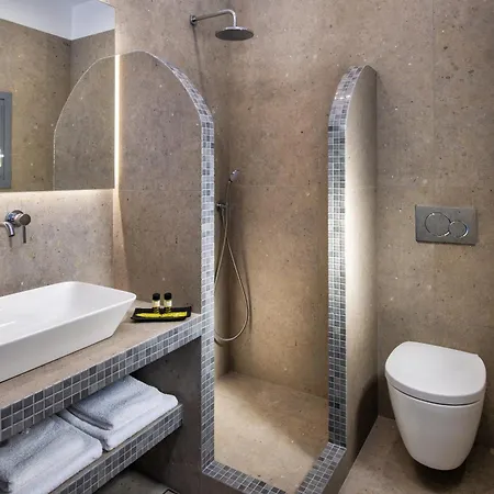 Kavallaris & Lejlighedshotel 2*